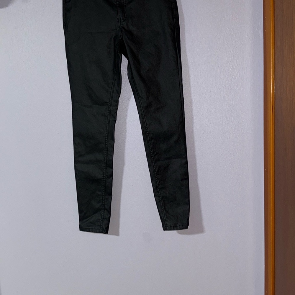 Black Skinny Pants